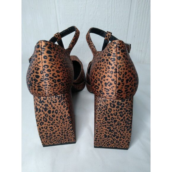 GB Gianni Bini New Rules Women's 9.5 Leopard Print T Strap 4" High Heel Sandals - Picture 4 of 10